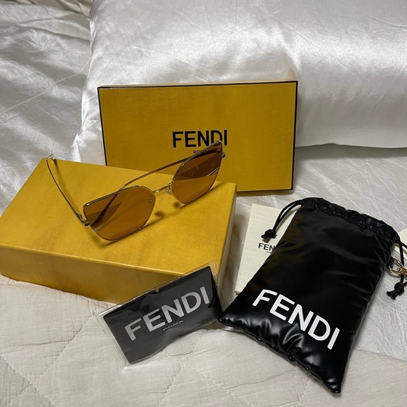 FENDI 61mm Cat Eye Sunglasses Gold Light - Picture 4 of 8